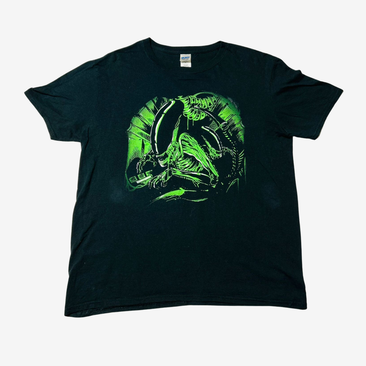 Alien vs Predator Vintage Graphic T